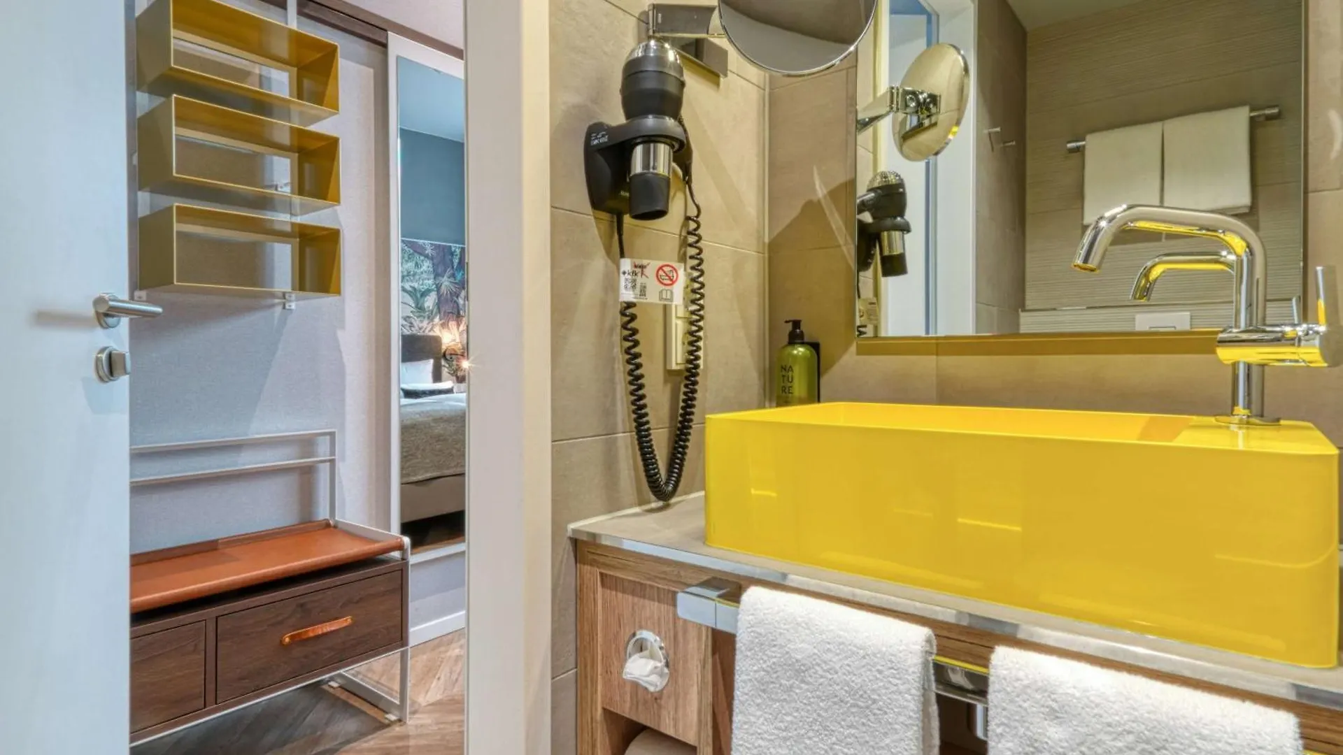 Hotel NinetyNine Bergedorf Hamburg 3*,